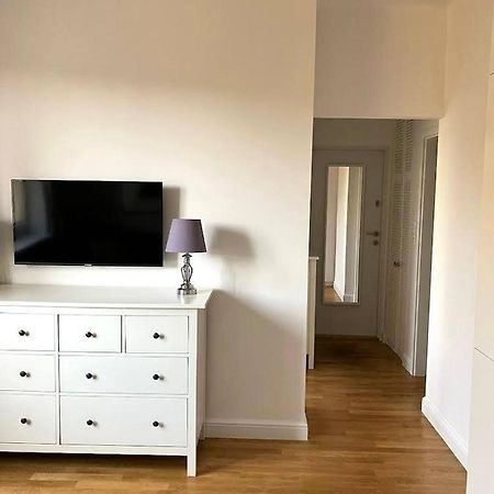 Cute Apartment In The City Center , 2-Beds , Wi-Fi - By Hik Apartments Varsó Kültér fotó