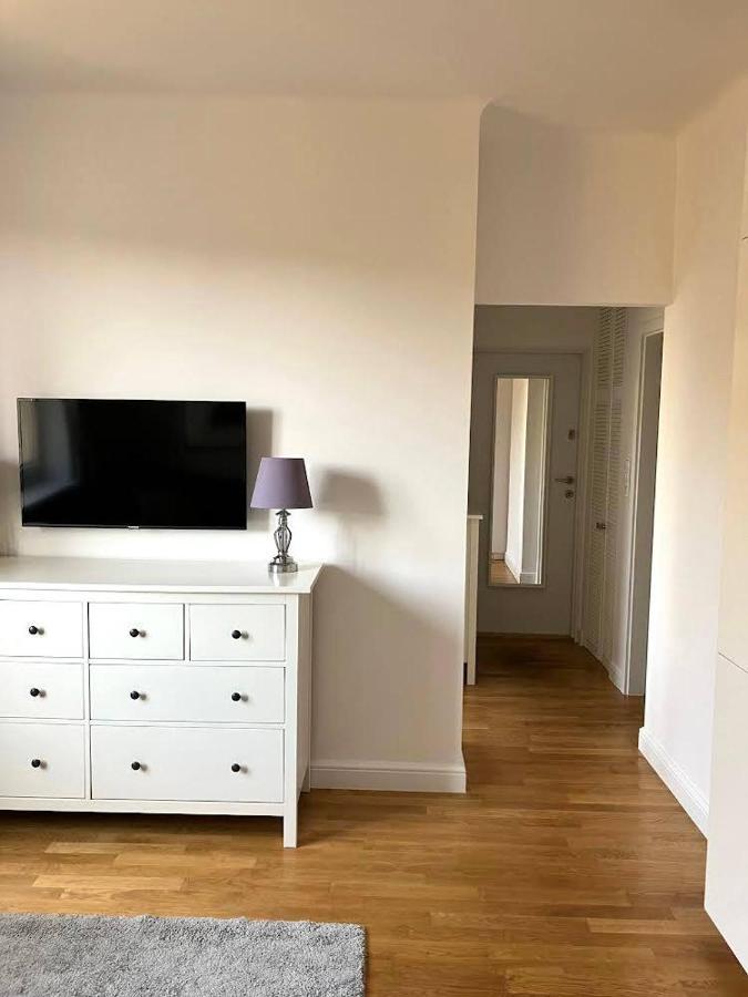 Cute Apartment In The City Center , 2-Beds , Wi-Fi - By Hik Apartments Varsó Kültér fotó