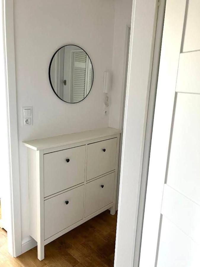 Cute Apartment In The City Center , 2-Beds , Wi-Fi - By Hik Apartments Varsó Kültér fotó